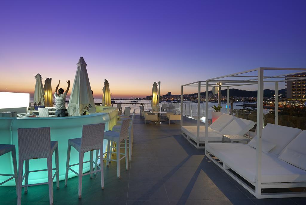 אפרטהוטל Sant Antoni de Portmany Typic Marina Playa - Adults Only מראה חיצוני תמונה